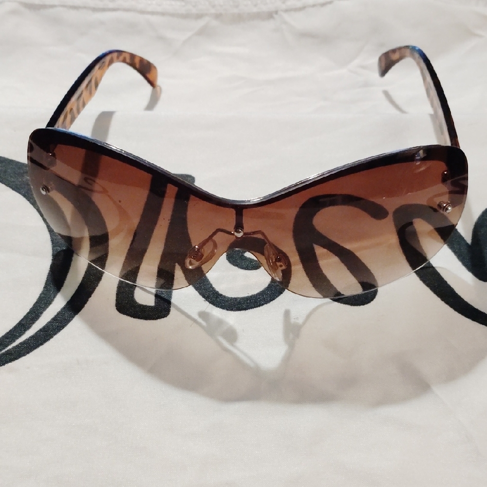 Stylish Brown Sunglasses